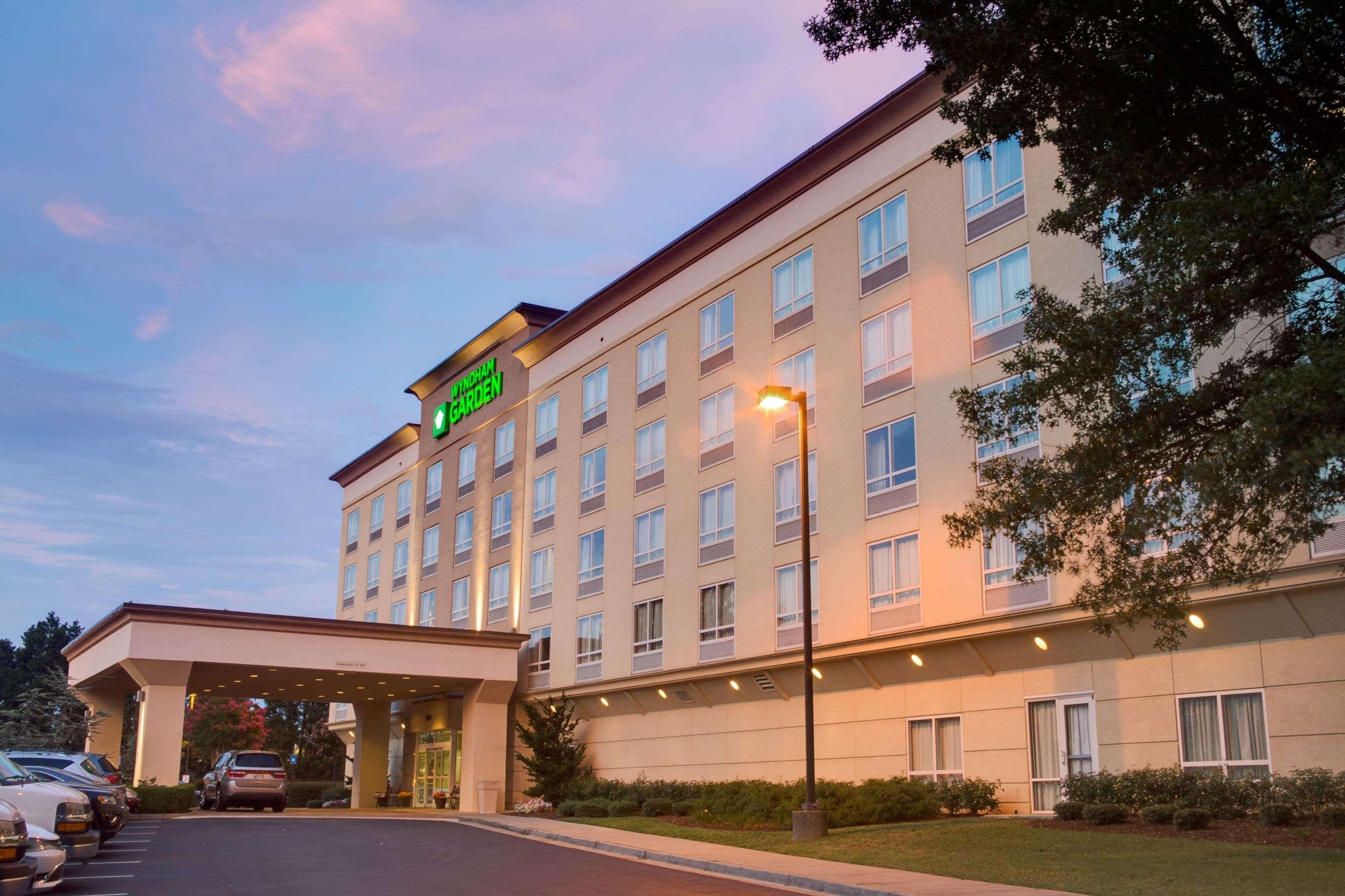 Wyndham Garden Duluth Hotel Exterior photo